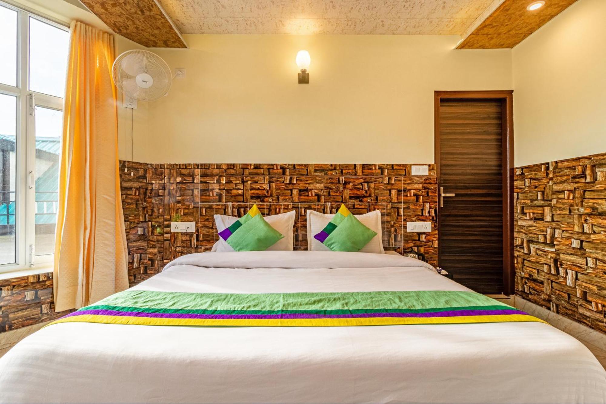 Hotel Treebo Srishti Vaikunth With Mountain View Šimla Exteriér fotografie