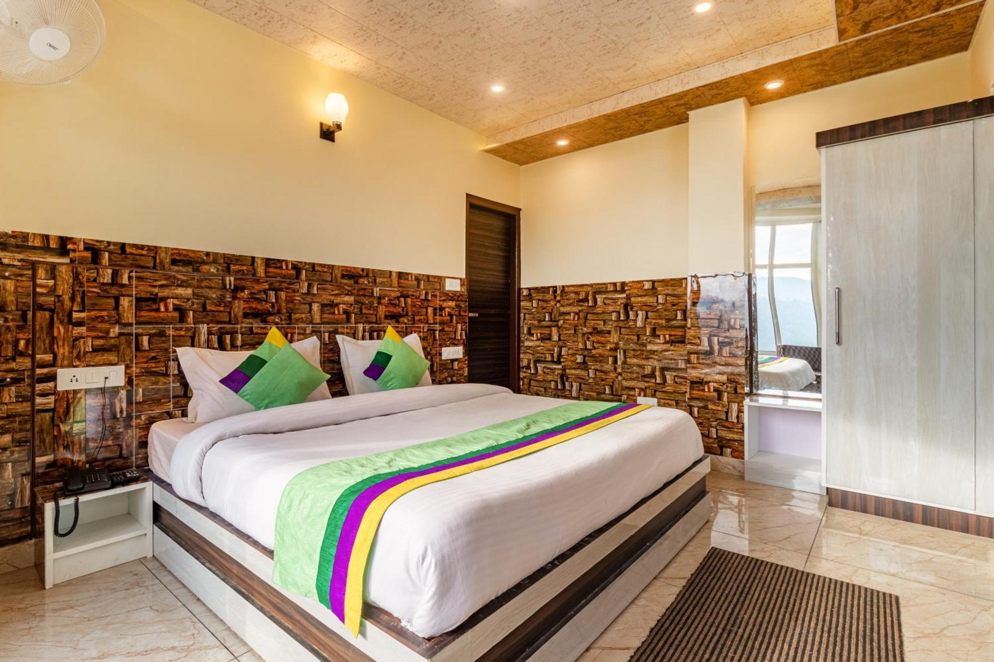 Hotel Treebo Srishti Vaikunth With Mountain View Šimla Exteriér fotografie